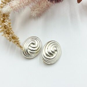 Vintage Alfred Sung Silver Tone Clip On Earrings